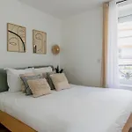 Light-Filled Retreat In Historical Paris